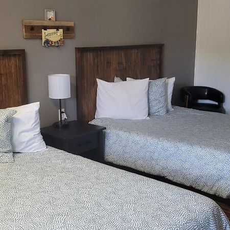 Blue Sky Inn- Complimentary Happy Hour Th-Sun, Veteran Owned, Full Breakfast, Best Green Space, 1 Mile From Blue Ridge, Fire Pit エクステリア 写真