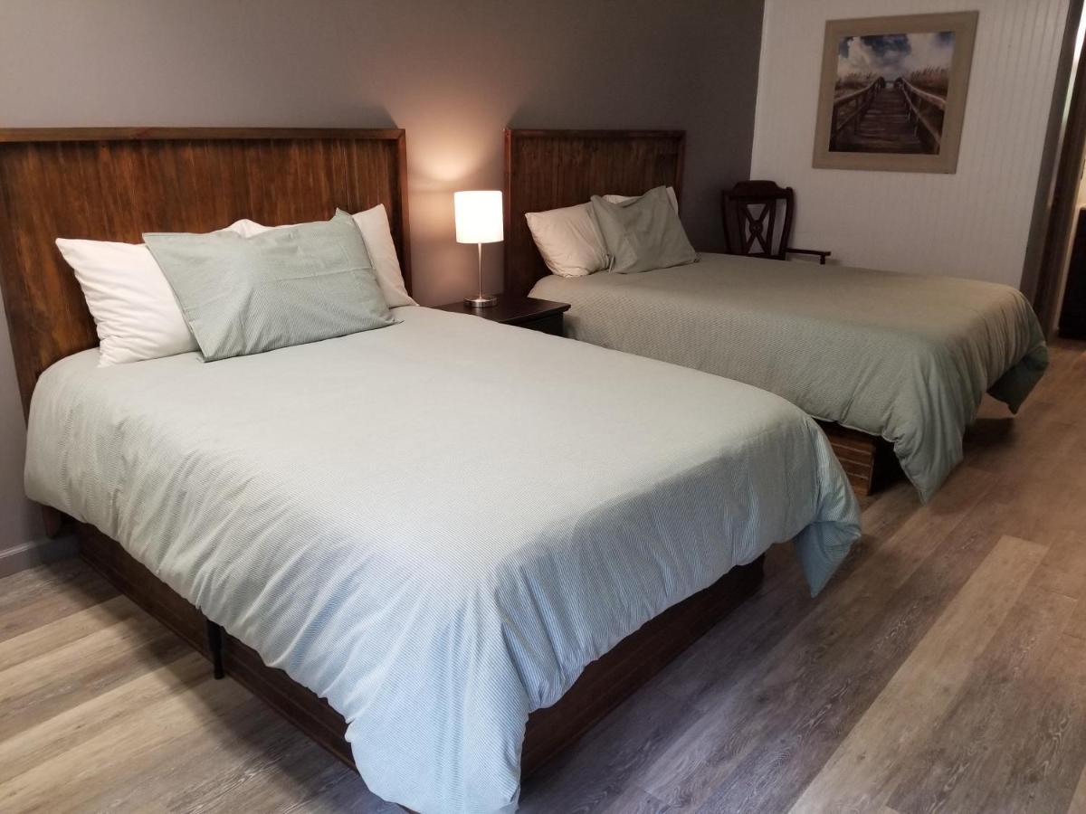 Blue Sky Inn- Complimentary Happy Hour Th-Sun, Veteran Owned, Full Breakfast, Best Green Space, 1 Mile From Blue Ridge, Fire Pit エクステリア 写真