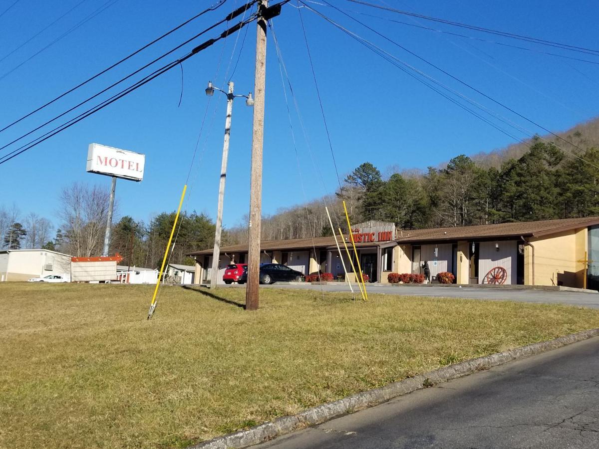 Blue Sky Inn- Complimentary Happy Hour Th-Sun, Veteran Owned, Full Breakfast, Best Green Space, 1 Mile From Blue Ridge, Fire Pit エクステリア 写真