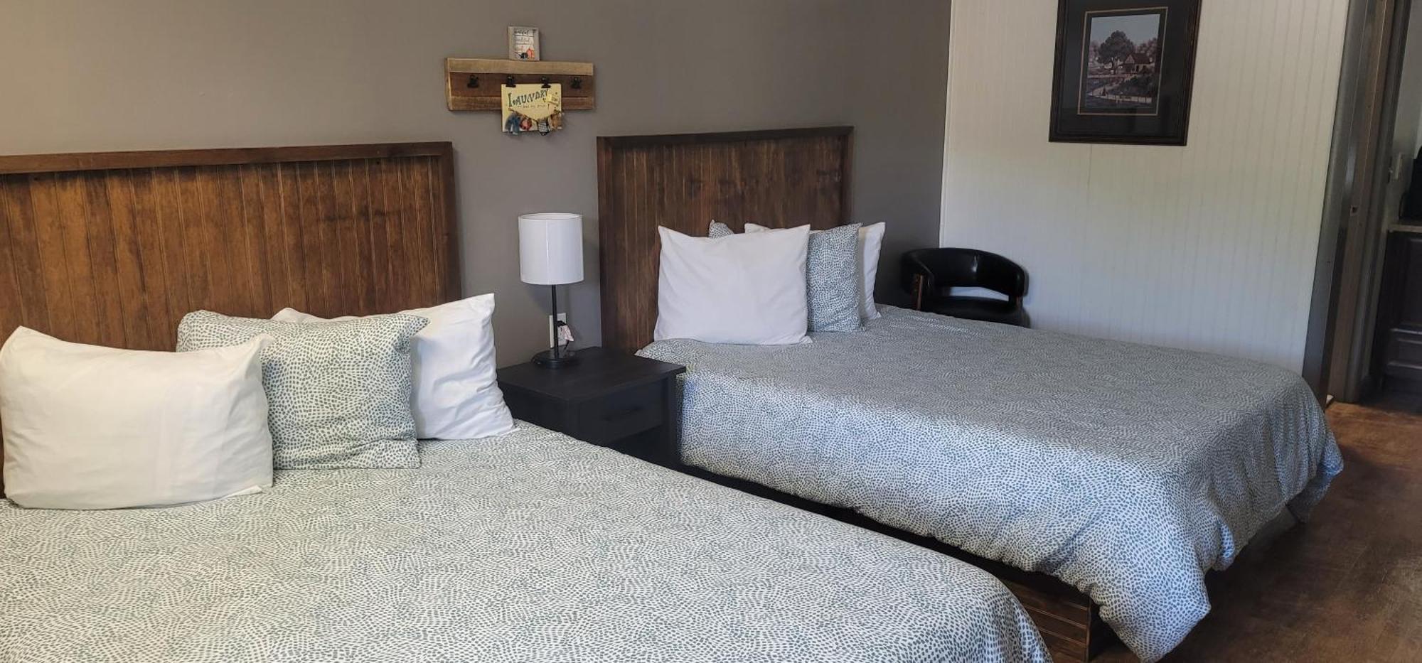 Blue Sky Inn- Complimentary Happy Hour Th-Sun, Veteran Owned, Full Breakfast, Best Green Space, 1 Mile From Blue Ridge, Fire Pit エクステリア 写真